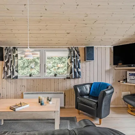 Casa de Férias Cozy In With Wifi Fårvang